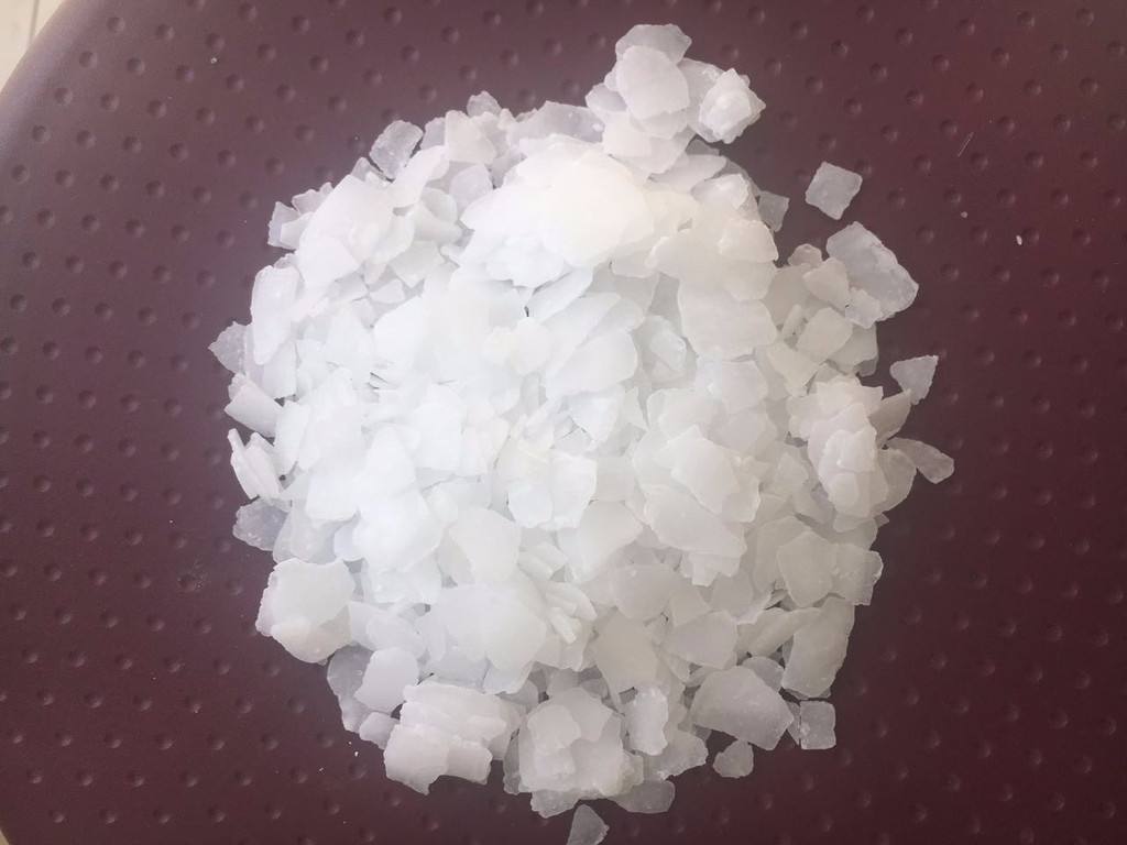 工業用片堿